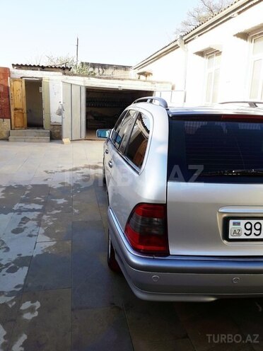 Mercedes C 240 2000, 220,000 km - 2.6 l - Bakı