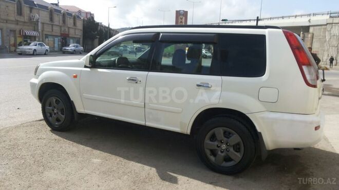 Nissan X-Trail 2002, 300,000 km - 2.0 l - Bakı