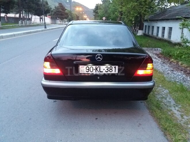 Mercedes C 200 1998, 260,000 km - 2.0 l - Şəki