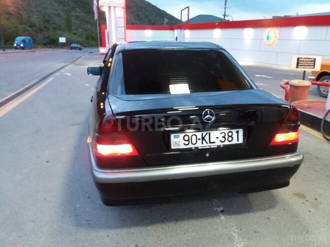Mercedes C 200 1998, 260,000 km - 2.0 l - Şəki