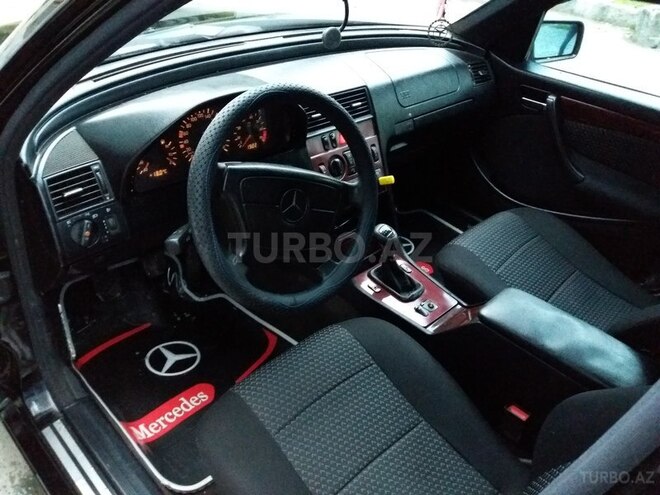 Mercedes C 200 1998, 260,000 km - 2.0 l - Şəki