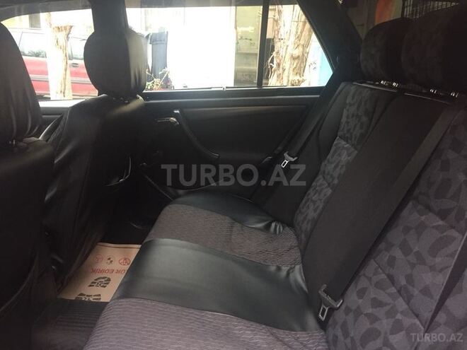 Mercedes C 220 1997, 275,000 km - 2.2 l - Sumqayıt
