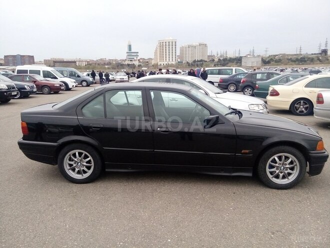 BMW 318 1994, 370,000 km - 1.8 л - Bakı