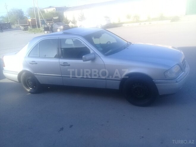 Mercedes C 180 1995, 390,000 km - 1.8 l - Bakı