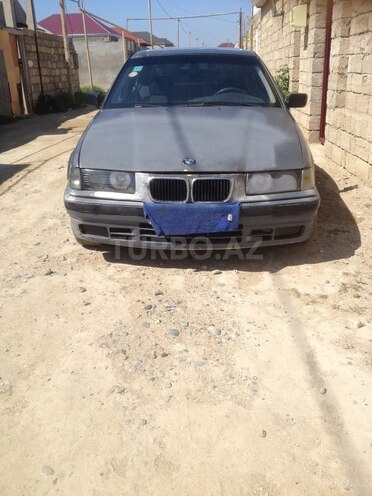 BMW 318 1991, 445,000 km - 1.8 l - Bakı