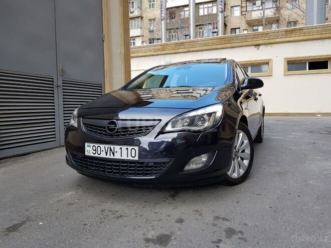 Opel Astra 2011, 108,400 km - 1.6 l - Bakı