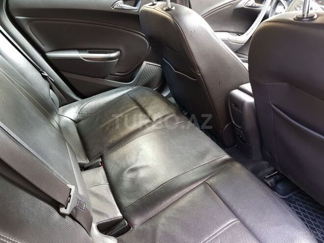 Opel Astra 2011, 108,400 km - 1.6 l - Bakı