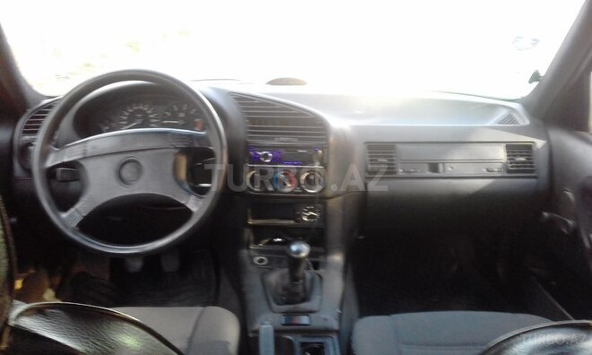 BMW 318 1991, 301,238 km - 1.8 l - Bakı