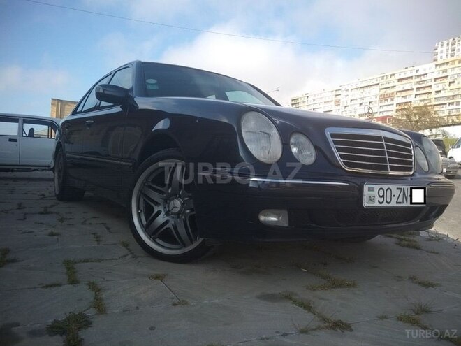 Mercedes E 240 2000, 123,000 km - 2.6 л - Bakı