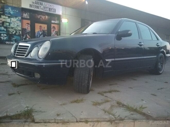 Mercedes E 240 2000, 123,000 km - 2.6 л - Bakı