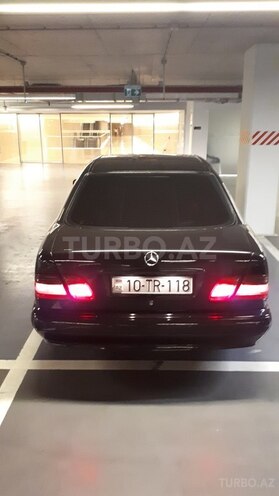 Mercedes E 280 1999, 197,642 km - 2.8 l - Bakı