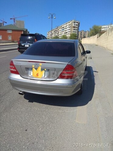Mercedes C 180 2003, 250,000 km - 2.3 l - Bakı