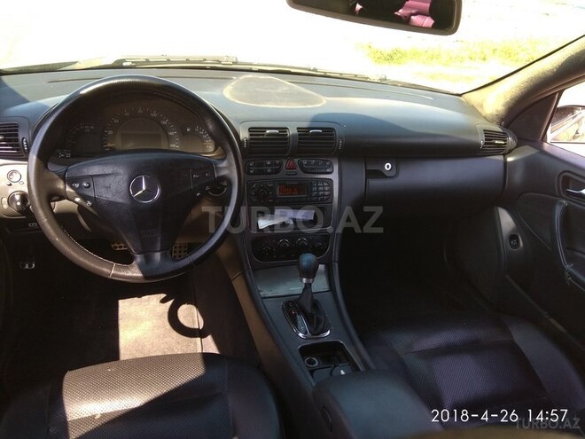 Mercedes C 180 2003, 250,000 km - 2.3 l - Bakı