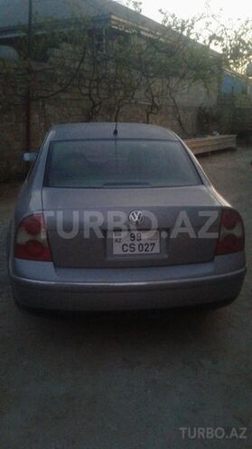 Volkswagen Passat 2001, 330,000 km - 1.8 l - Bakı