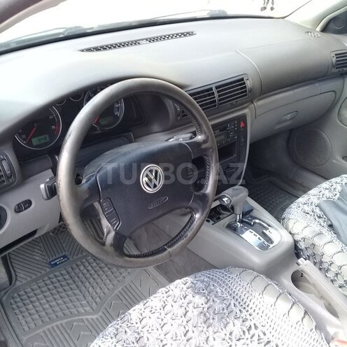 Volkswagen Passat 2001, 330,000 km - 1.8 l - Bakı