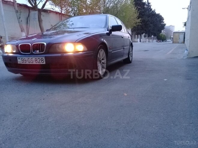 BMW 530 2002, 287,000 km - 3.0 л - Bakı