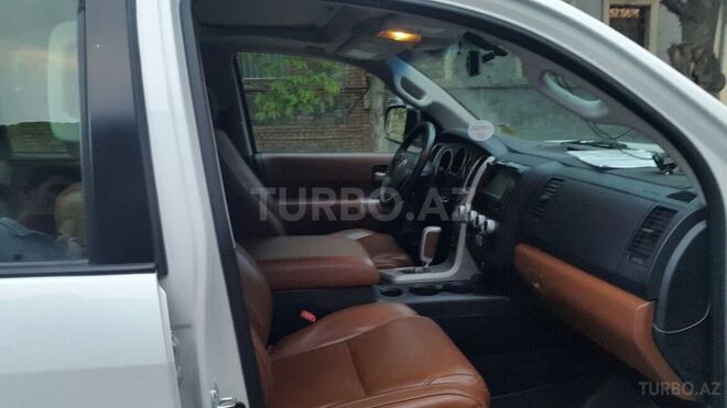 Toyota Sequoia 2008, 175,000 km - 5.7 l - Bakı
