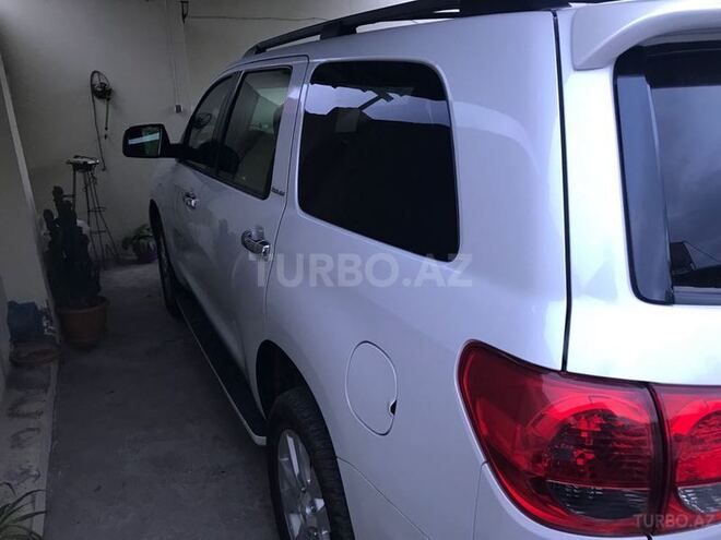 Toyota Sequoia 2008, 175,000 km - 5.7 l - Bakı
