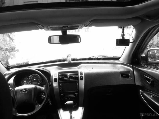 Hyundai Tucson 2009, 300,000 km - 2.0 л - Bakı
