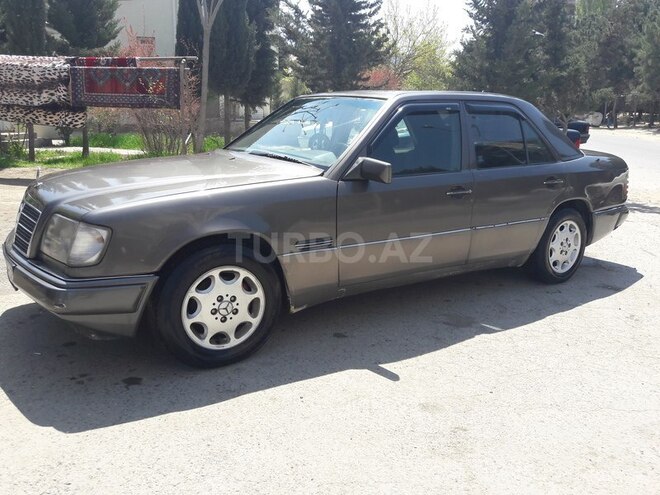 Mercedes E 230 1989, 266,000 km - 2.3 л - Bakı