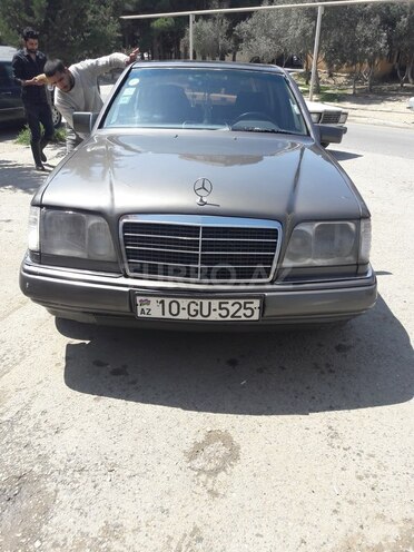 Mercedes E 230 1989, 266,000 km - 2.3 л - Bakı