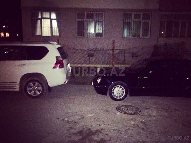 Mercedes E 280 2000, 251,700 km - 2.8 л - Bakı