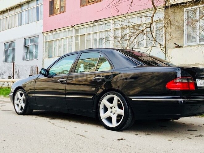 Mercedes E 280 2000, 251,700 km - 2.8 л - Bakı