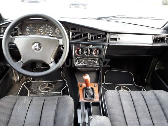 Mercedes 190 1993, 267,000 km - 1.8 l - Bakı