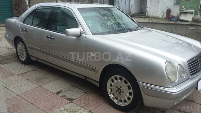 Mercedes E 230 1997, 250,000 km - 2.3 l - Bakı