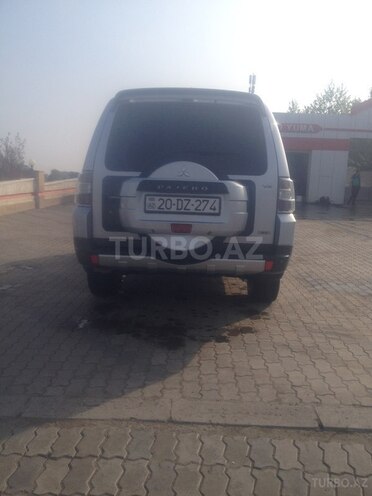 Mitsubishi Pajero 2007, 182,000 km - 3.0 l - Gəncə