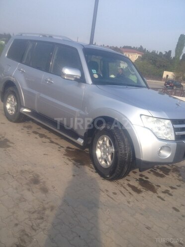 Mitsubishi Pajero 2007, 182,000 km - 3.0 l - Gəncə
