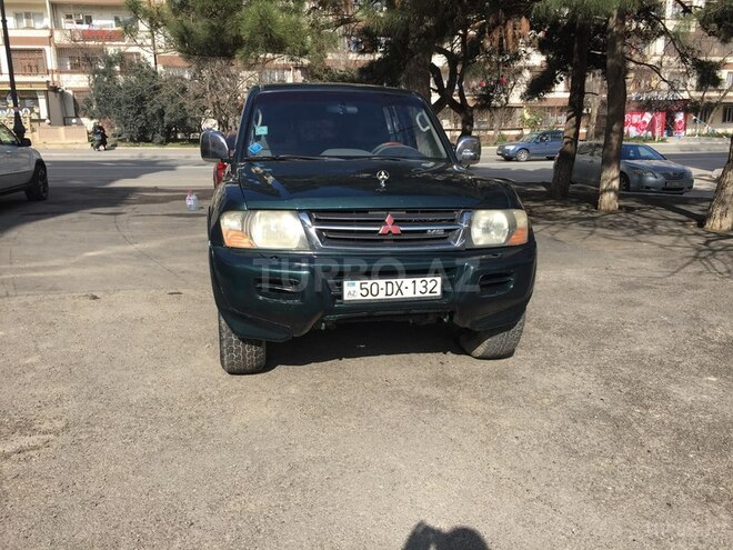 Mitsubishi Pajero 2001, 200,000 km - 3.8 l - Bakı