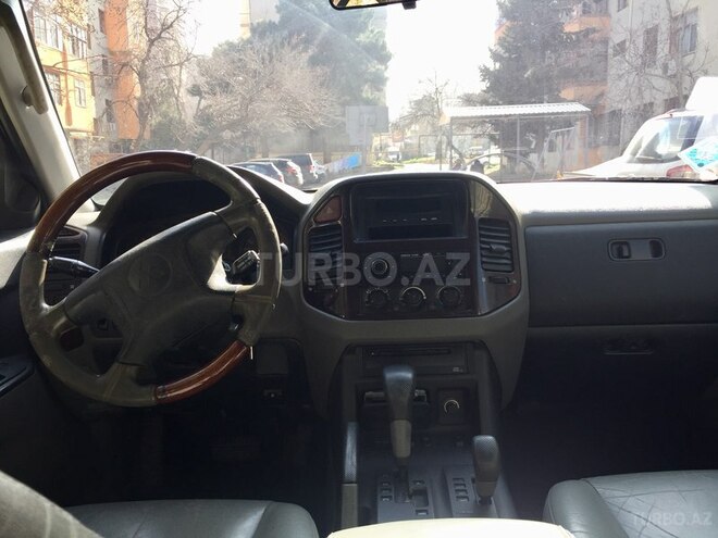 Mitsubishi Pajero 2001, 200,000 km - 3.8 l - Bakı