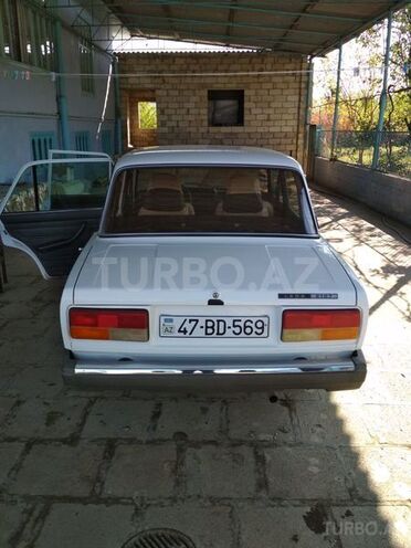 LADA (VAZ) 2107 2011, 18,000 km - 1.6 л - Neftçala