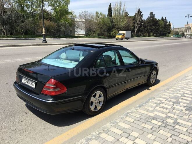 Mercedes E 270 2002, 250,000 km - 2.7 l - Bakı