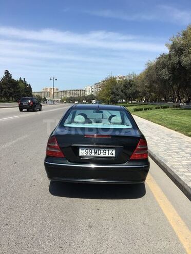 Mercedes E 270 2002, 250,000 km - 2.7 l - Bakı
