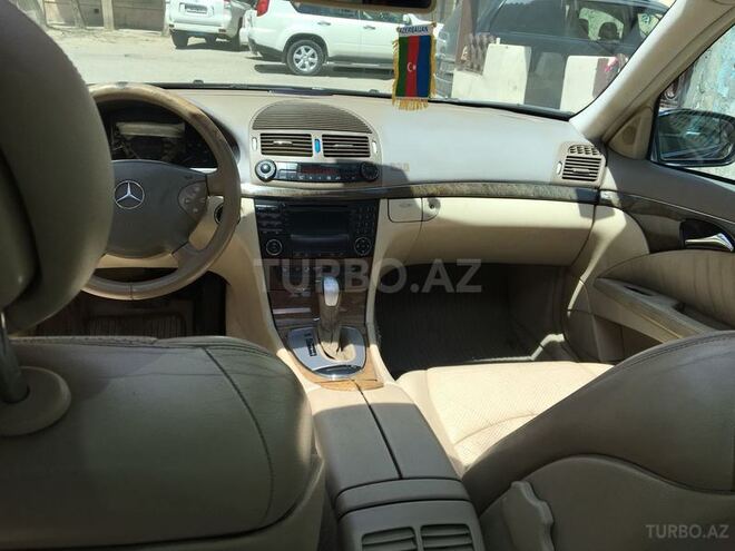 Mercedes E 270 2002, 250,000 km - 2.7 l - Bakı