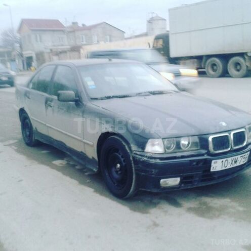 BMW 318 1992, 445,638 km - 1.8 l - Bakı