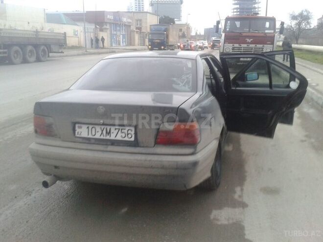 BMW 318 1992, 445,638 km - 1.8 l - Bakı