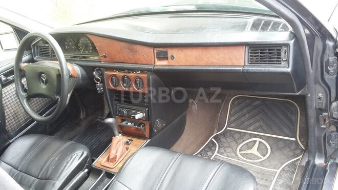 Mercedes 190 1991, 321,250 km - 2.0 l - Bakı