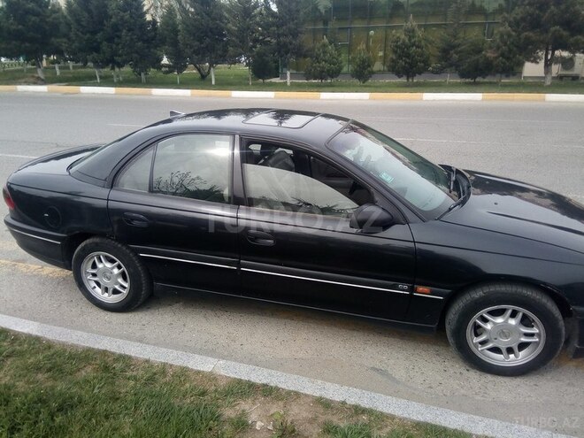Opel Omega 1995, 370,000 km - 2.5 л - Sumqayıt
