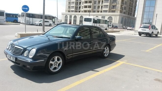Mercedes E 240 2000, 250,000 km - 2.4 l - Bakı