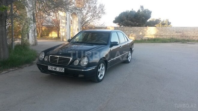 Mercedes E 240 2000, 250,000 km - 2.4 l - Bakı