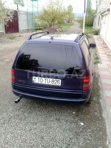 Opel Astra 1994, 240,000 km - 2.0 л - Tovuz