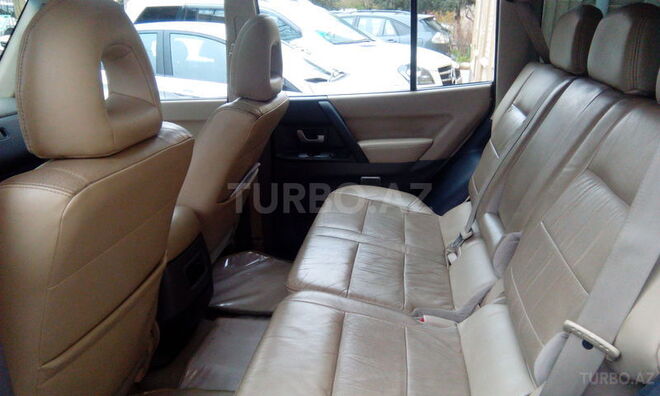 Mitsubishi Pajero 2006, 148,000 km - 3.0 l - Bakı