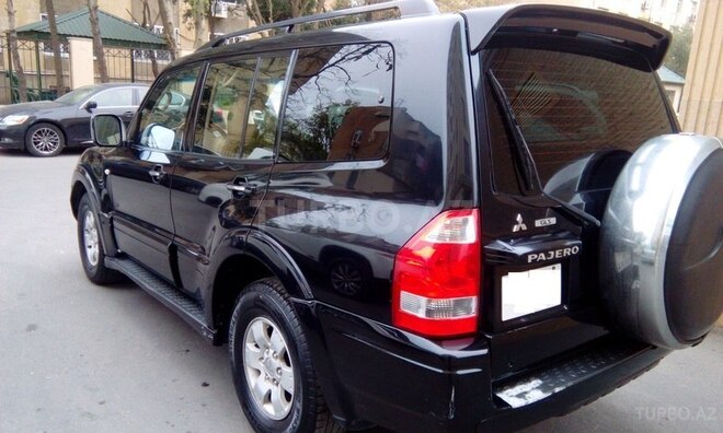 Mitsubishi Pajero 2006, 148,000 km - 3.0 l - Bakı