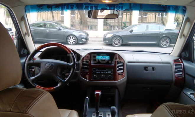Mitsubishi Pajero 2006, 148,000 km - 3.0 l - Bakı