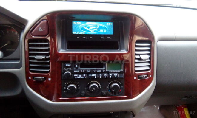 Mitsubishi Pajero 2006, 148,000 km - 3.0 l - Bakı