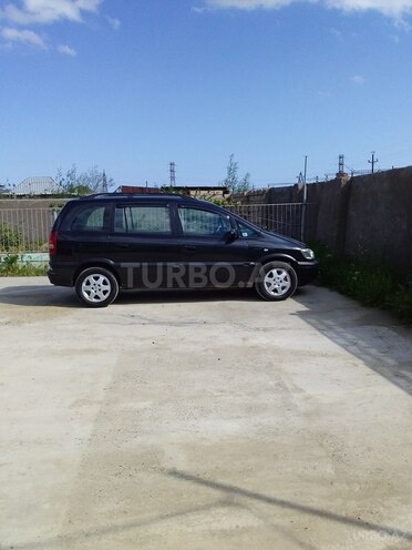 Opel Zafira 2000, 250,000 km - 1.6 l - Şirvan