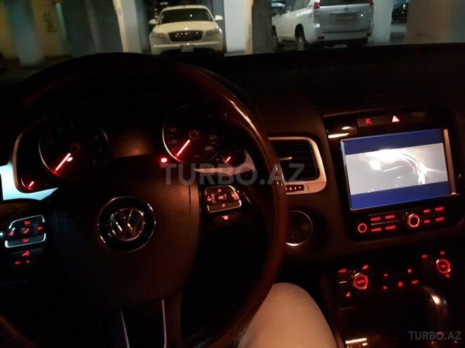 Volkswagen Touareg 2010, 101,000 km - 3.6 л - Bakı